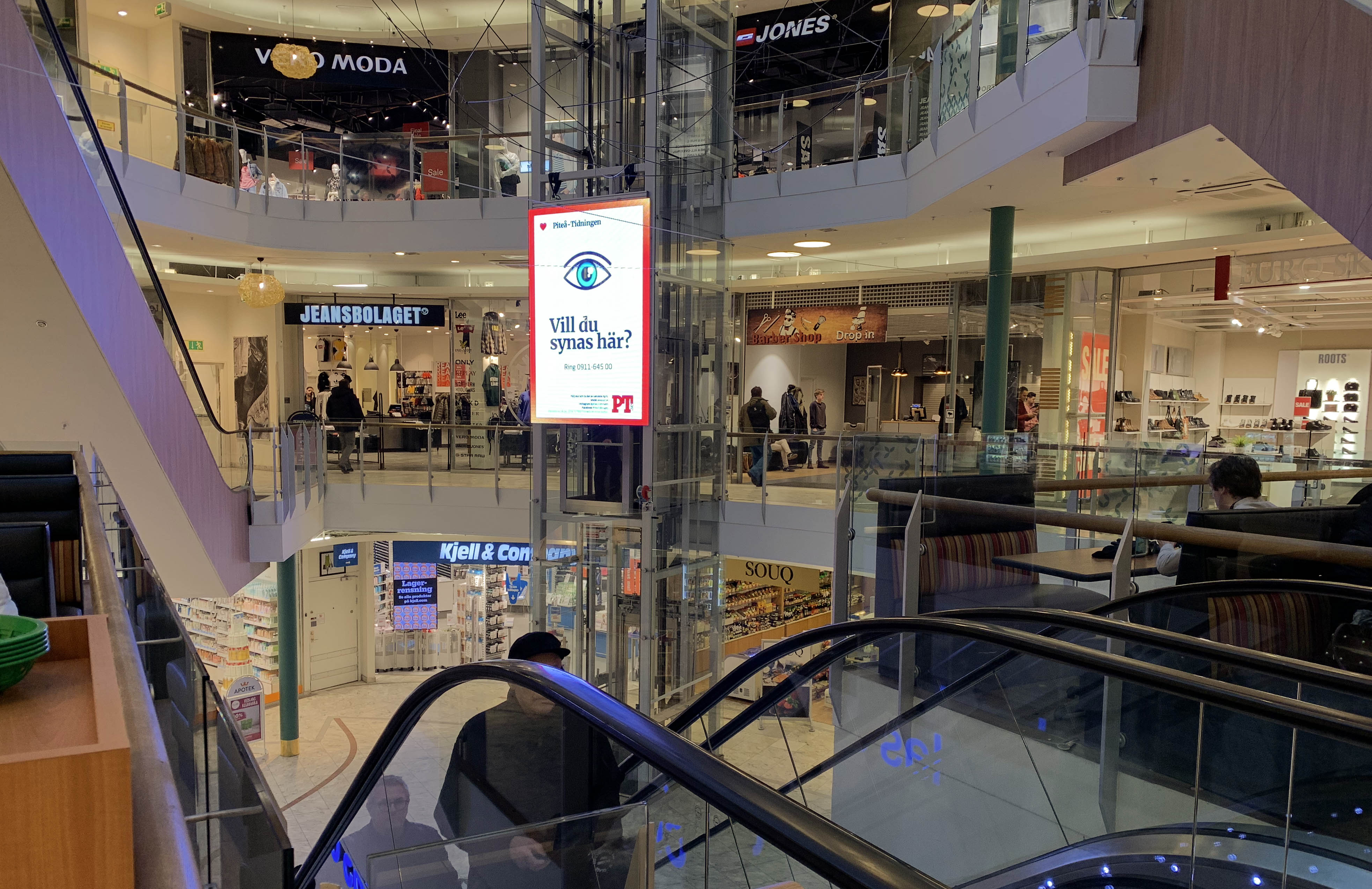 Lets Display Transparent LED skärm i Gallerian Piteå